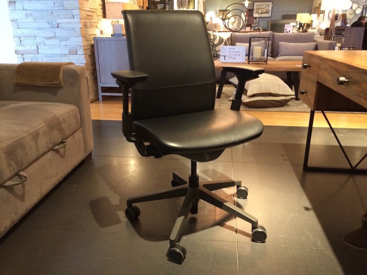 Steelcase Think Chair Remote Workspace